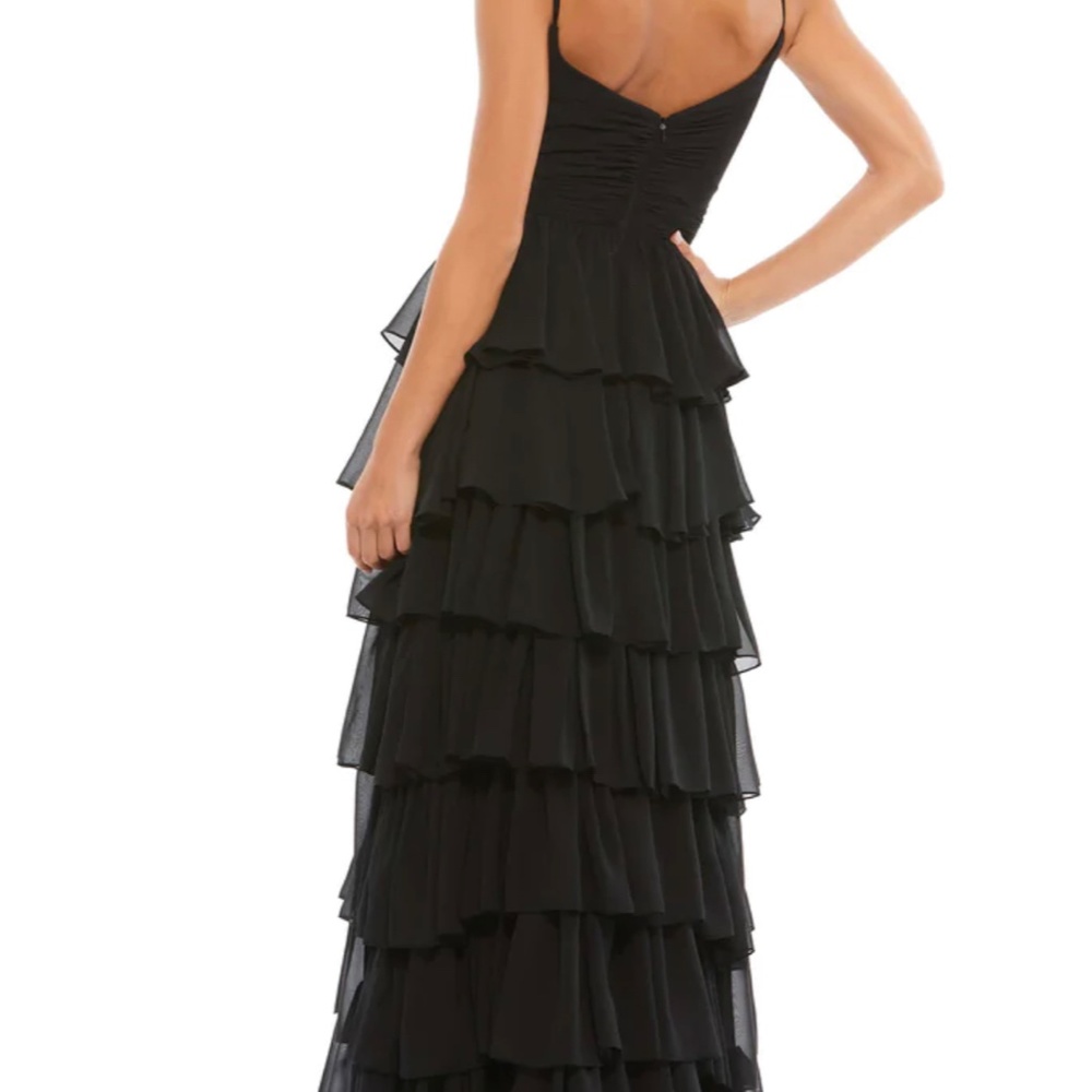 NWT Mac Duggal Sleevless gown with ruffled skirt - Picture 2 of 3